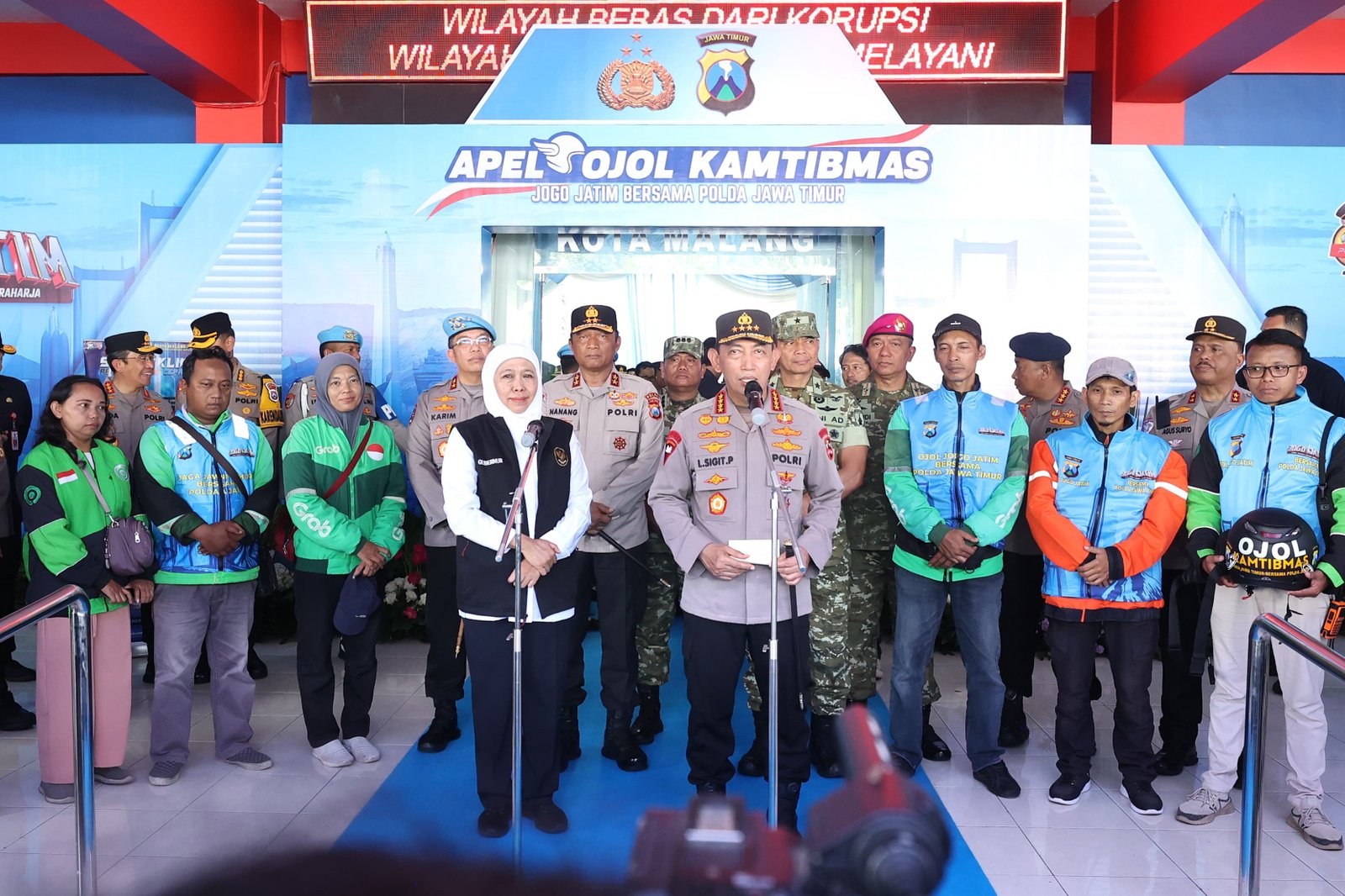 Kapolri Tekankan Jaga Persatuan-Kesatuan saat Silaturahmi ke Ponpes An-Nur Malang