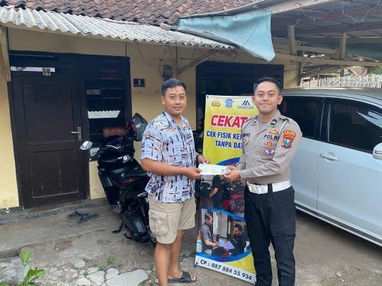 Polantas Menyapa, Polres Bondowoso Beri Layanan Prima dengan 'CEKATAN'