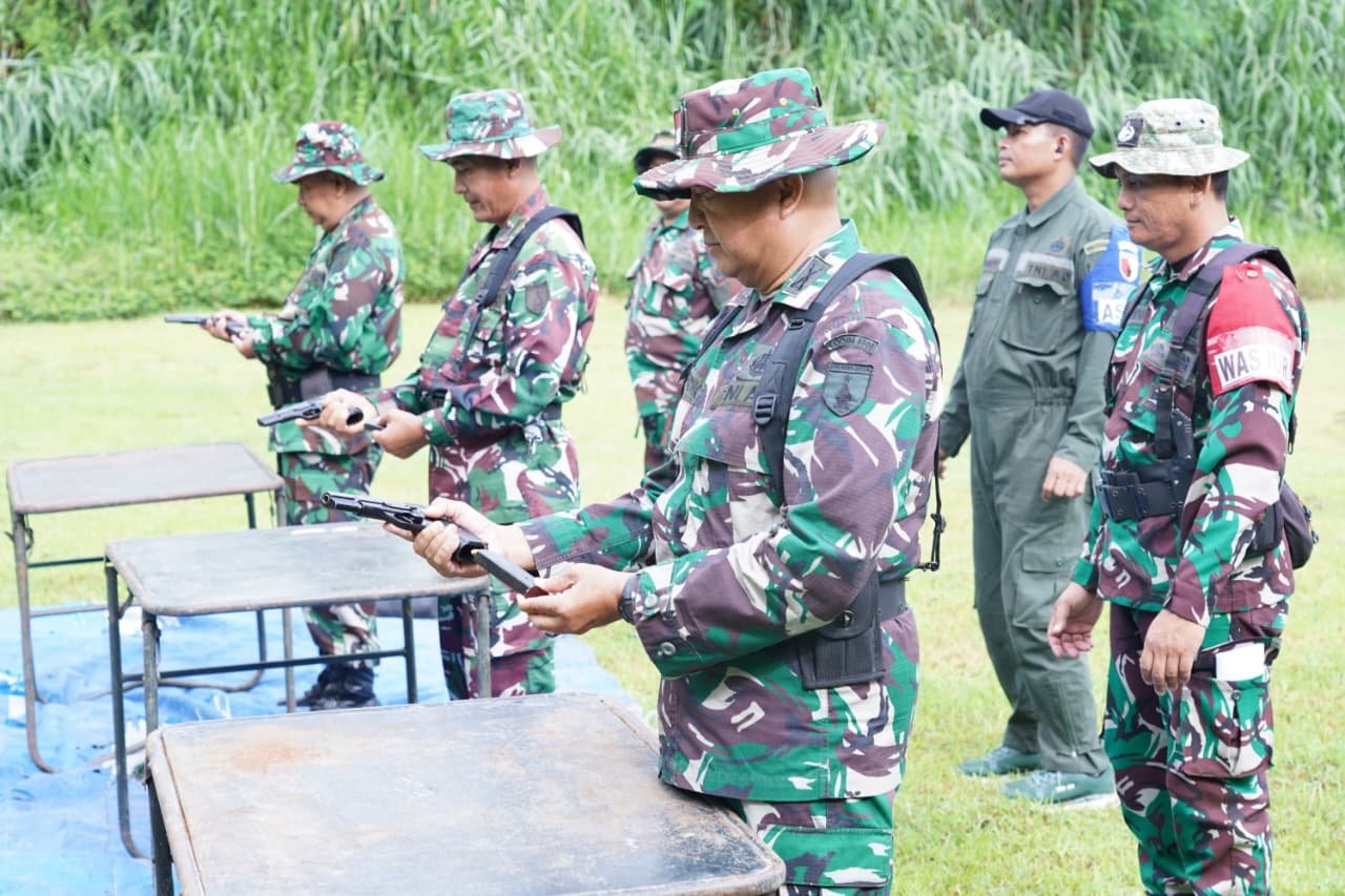 Asah Kemampuan Dan Ketangkasan Menembak Prajurit, Kodim 0808-Blitar Gelar Latbakjatri Semester II Th