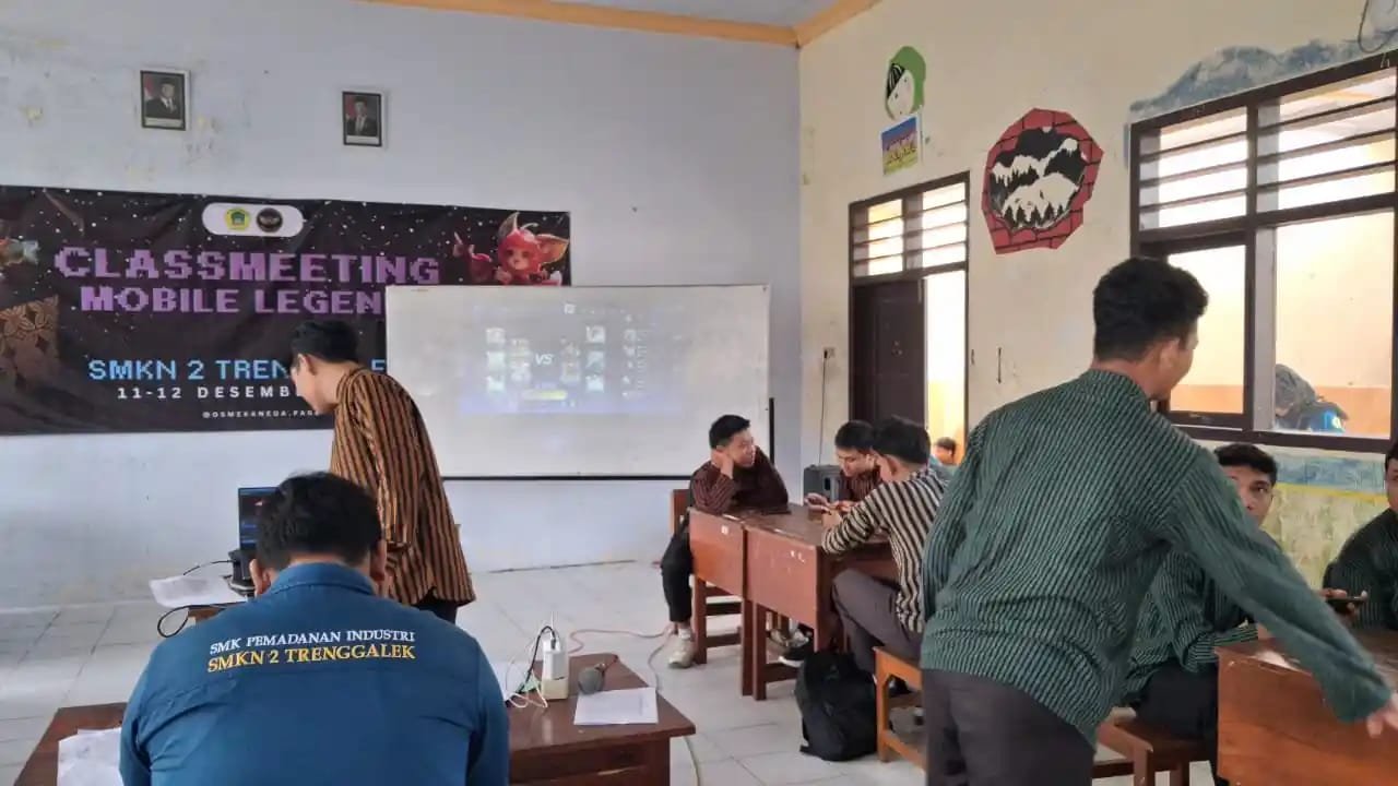 SMKN 2 Trenggalek Gelar Class Meeting E-Sport Turnamen Mobile Legends Jadi Ajang Penyegaran Siswa