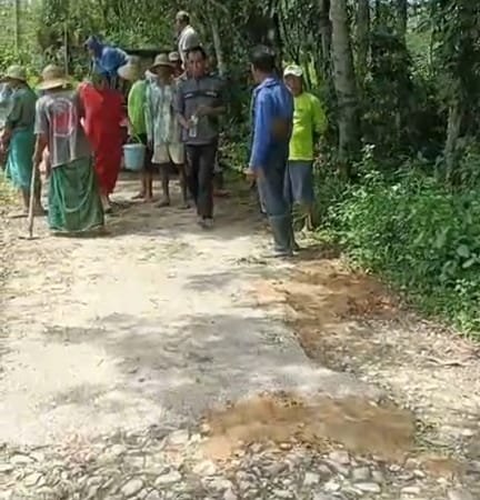 Belasan Tahun Tanpa Aspal Warga Campaka Sumenep Menjerit: Jalan Kabupaten Rusak Parah Renggut nyawa Korba
