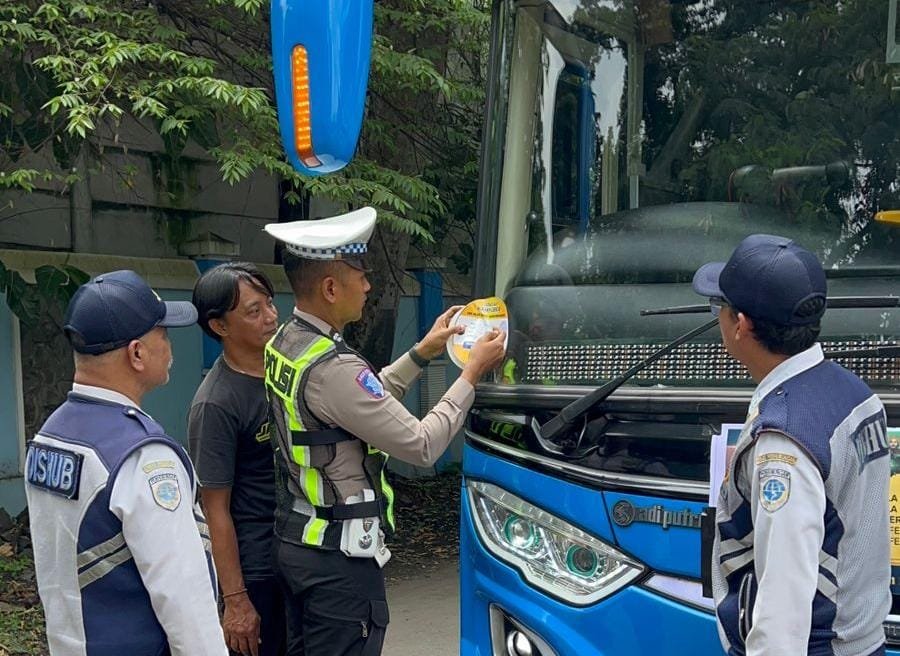 Operasi Keselamatan Semeru 2026 Polres Mojokerto Kota Pastikan Kelaikan Angkutan Umum
