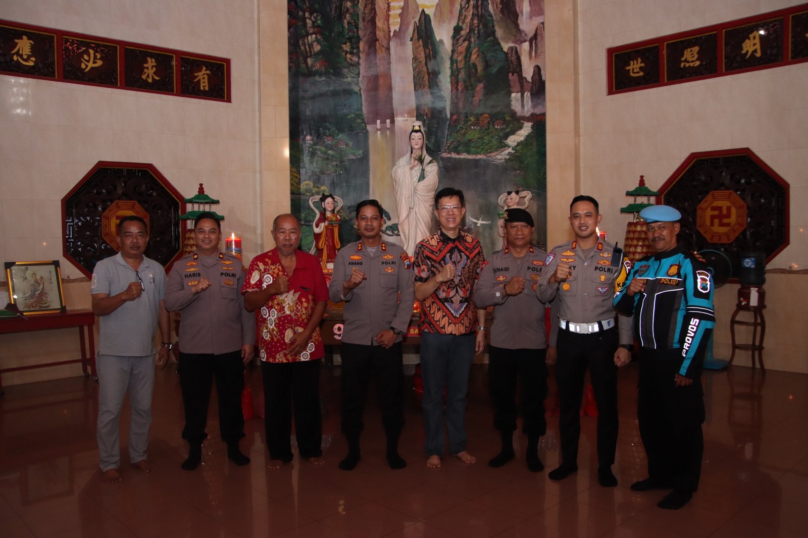 Jaga Toleransi dan Kondusivitas, Kapolres Sumenep Hadiri dan Amankan Ibadah Imlek 2026