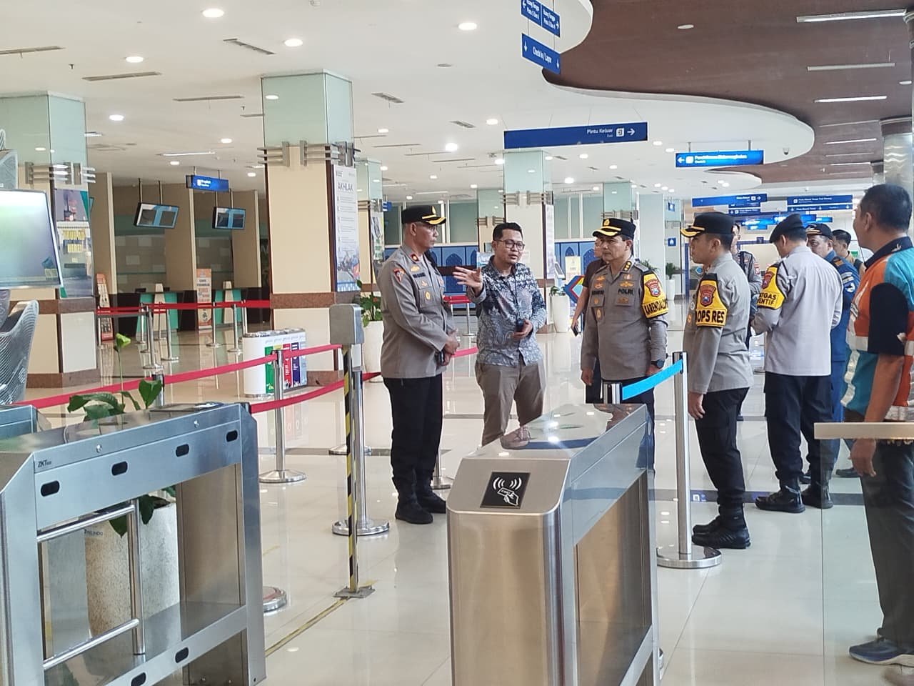 Jelang Mudik Lebaran, Polda Jatim Cek Kesiapan Pos Terpadu di Pelabuhan Tanjung Perak