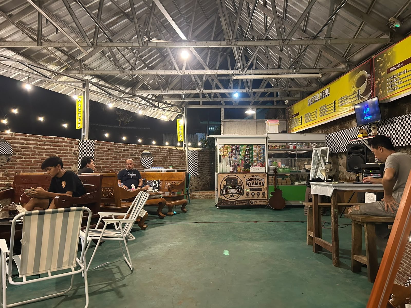 Warkop Glundungan Rekomendasi Tongkrongan Di Purbalingga
